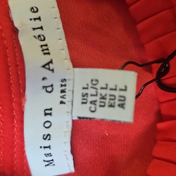 Maison d'Amelie Paris  Ruffled Sleeve Red Top. Size Large. NWT - Picture 7 of 10